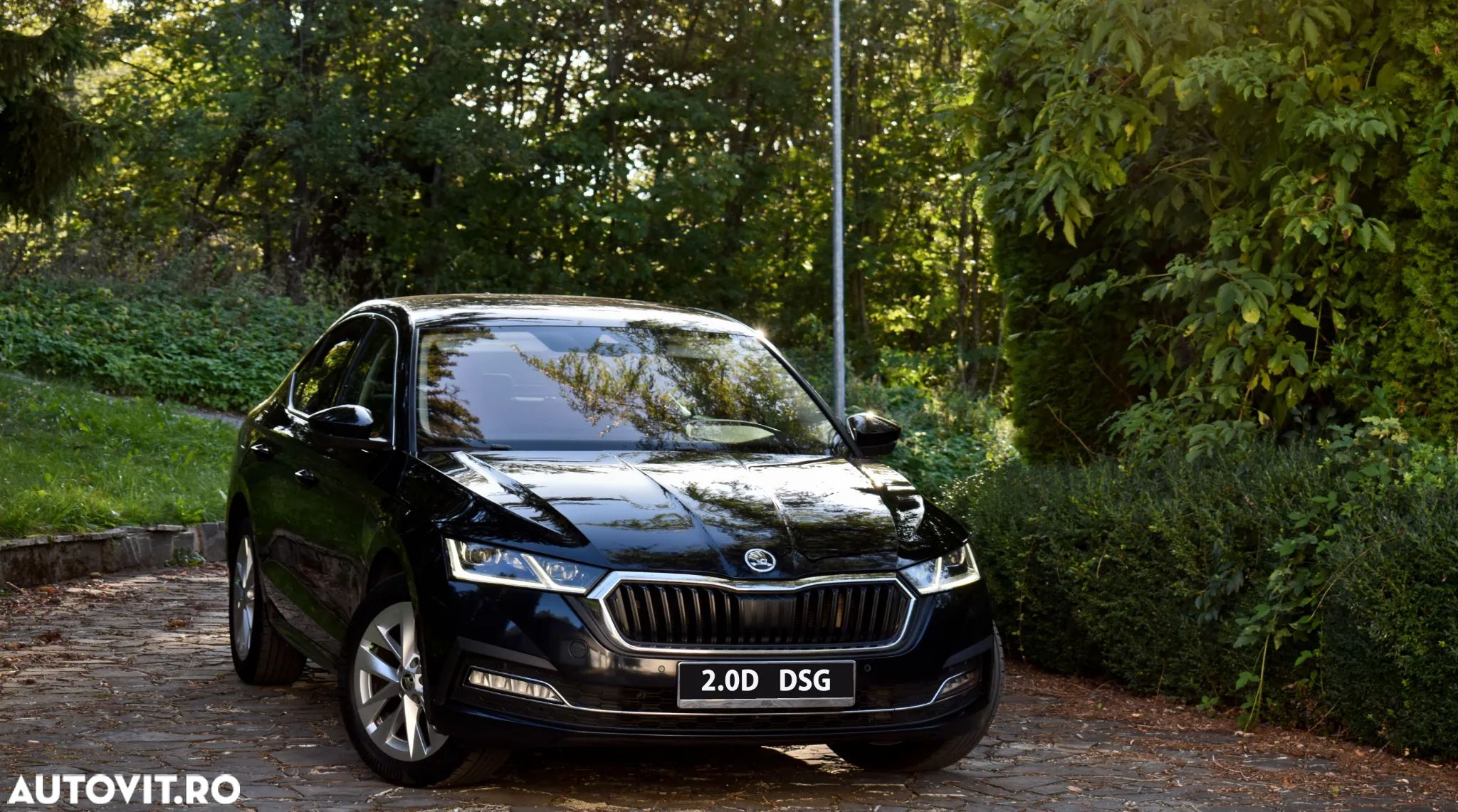 Skoda Octavia 2.0 TDI DSG Style - 1