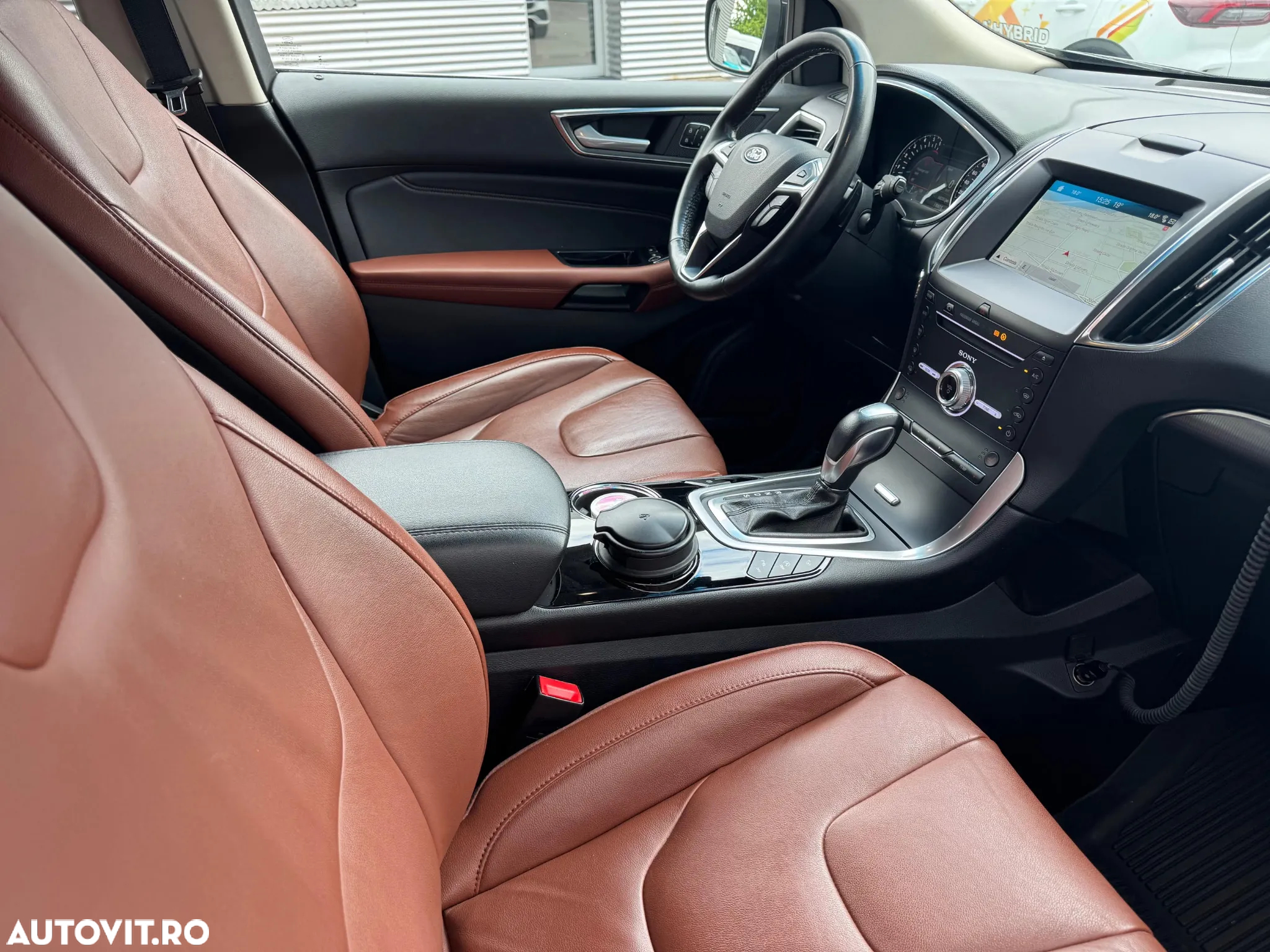 Ford Edge 2.0 TDCi Powershift Titanium - 18