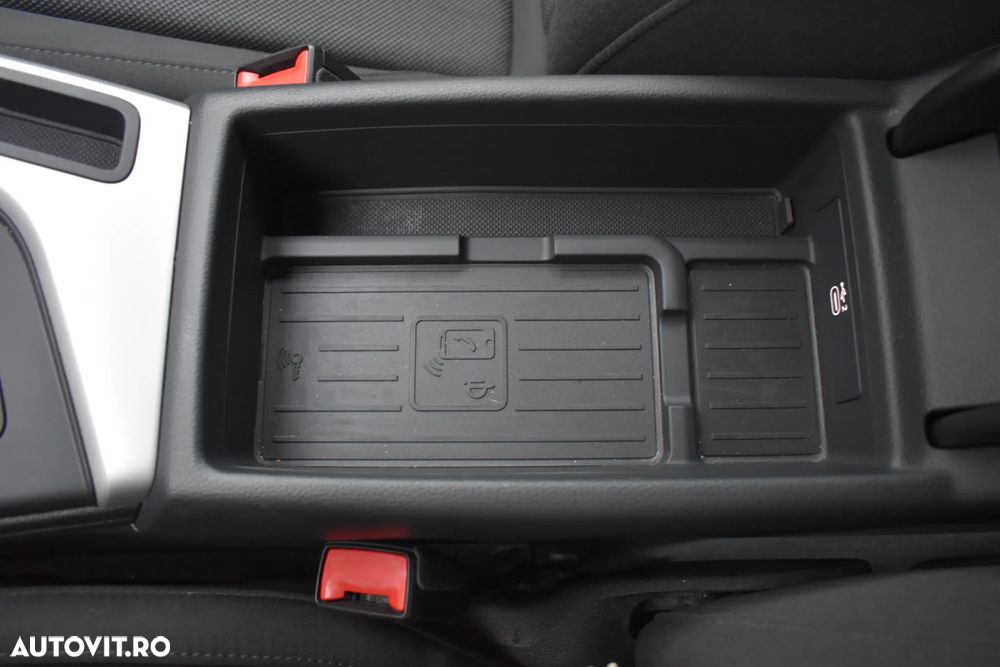 Audi A4 2.0 35 TDI S tronic MHEV Basic - 38