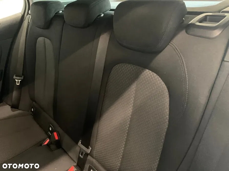 BMW Seria 1 118i Advantage - 17