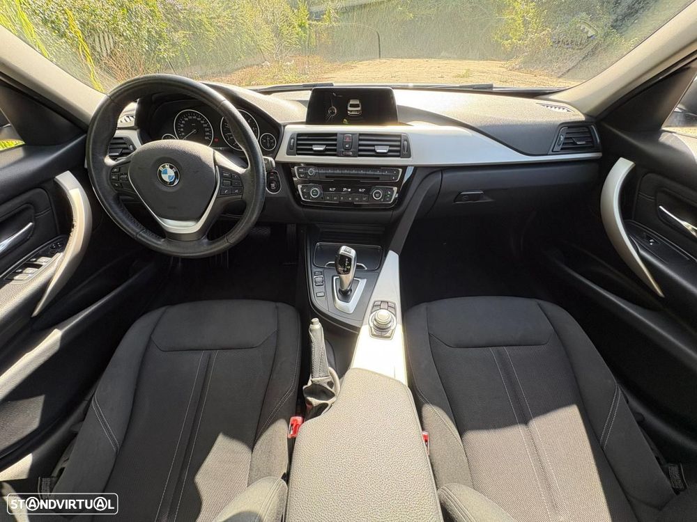 BMW 318 d Auto - 29
