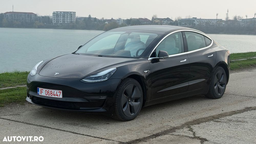 Tesla Model 3 Langstreckenbatterie Allradantrieb Dual Motor - 11