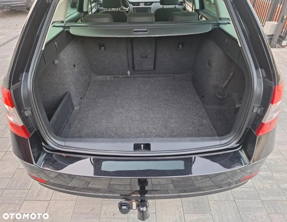 Skoda Octavia Combi 1.6 TDI DSG Ambition - 6