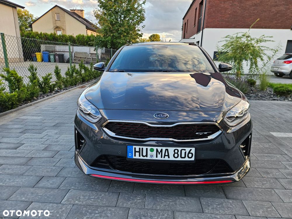 Kia ProCeed - 14