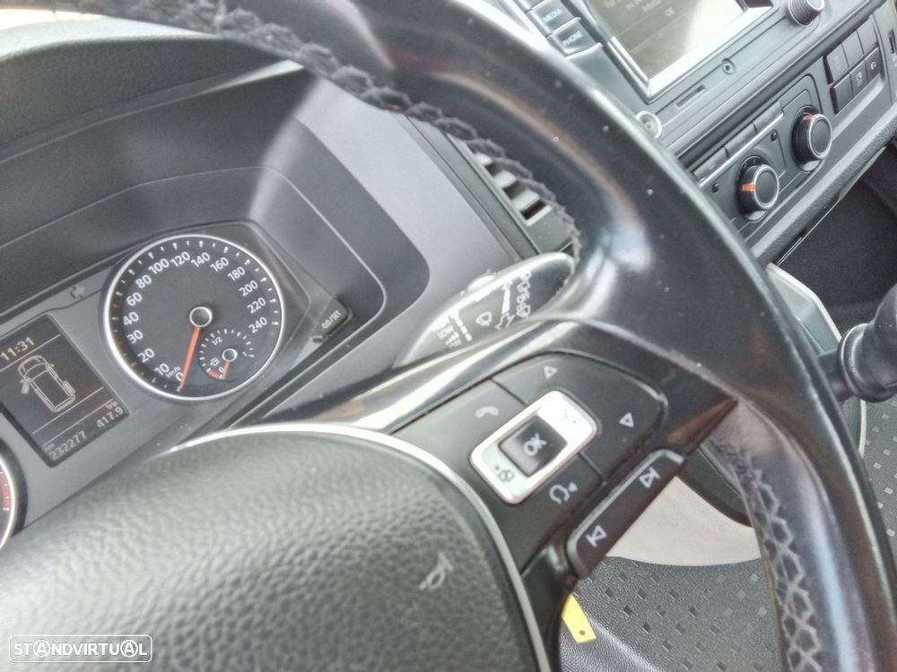 VW Transporter 2.0 TDI BM Extra AC - 16