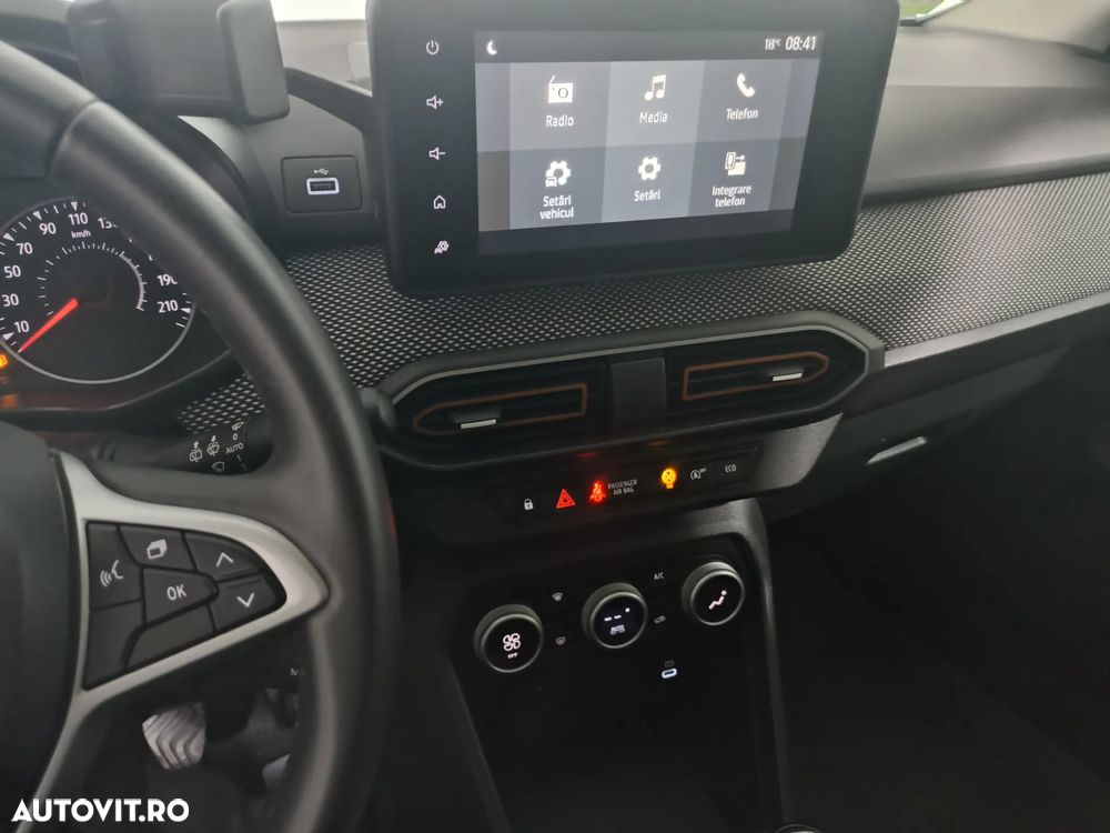Dacia Sandero Stepway TCe 90 MT6 Expression - 8