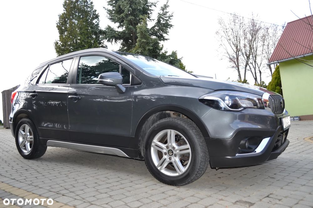 Suzuki SX4 S-Cross 1.4 T Premium 4WD - 3
