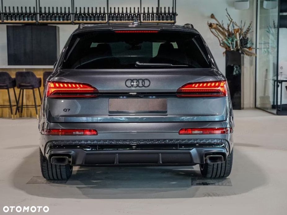 Audi Q7 50 TDI mHEV Quattro S Line Tiptr - 5