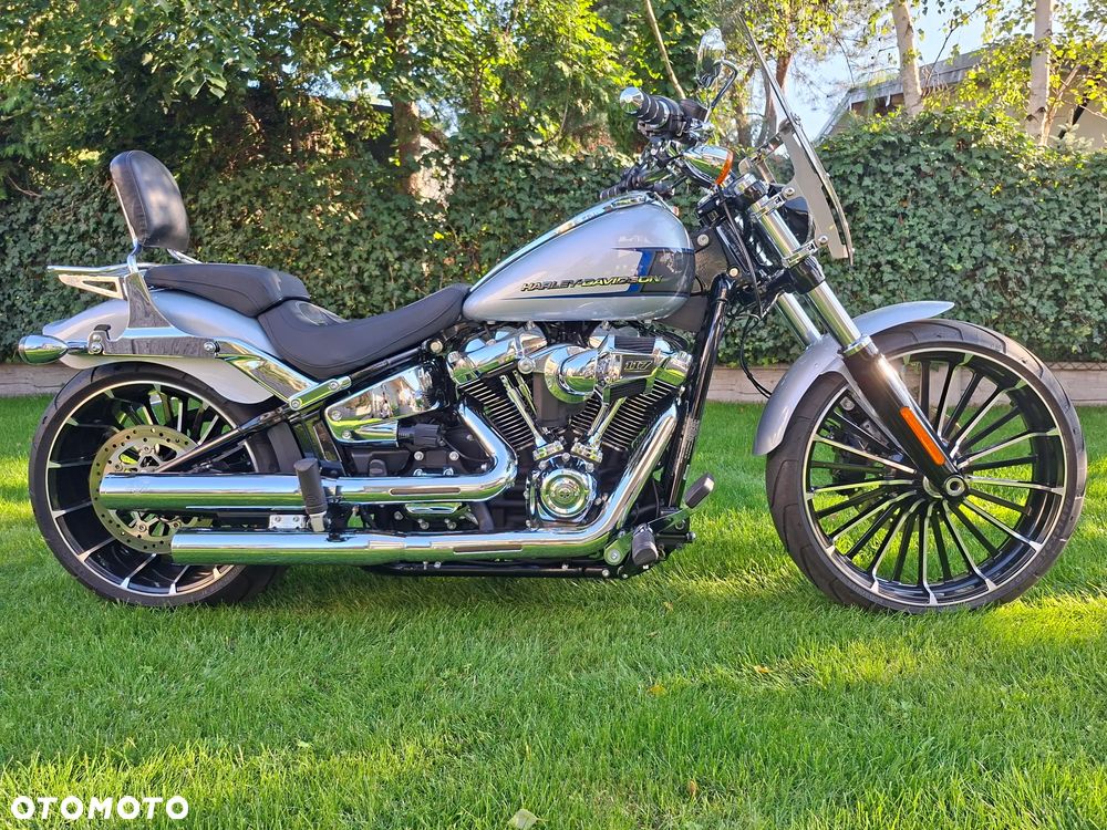 Harley-Davidson FXSB Breakout - 15