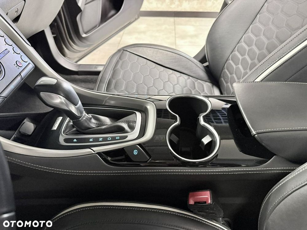Ford Mondeo 2.0 EcoBlue VIGNALE - 39