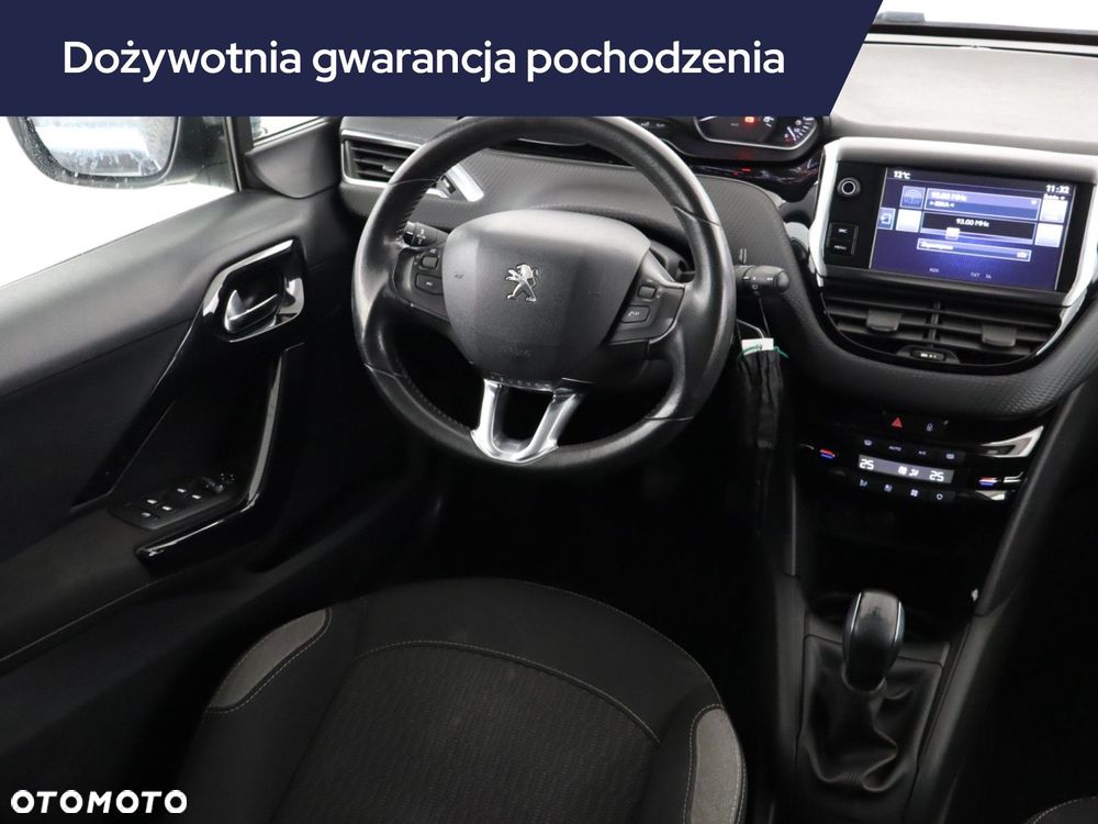 Peugeot 208 - 9