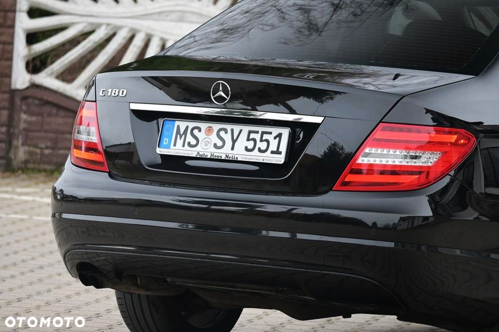 Mercedes-Benz Klasa C 180 Kompressor Avantgarde - 24