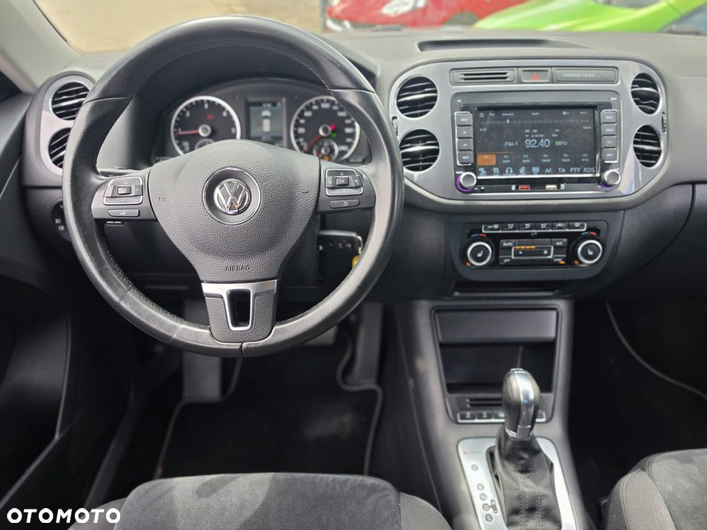 Volkswagen Tiguan 2.0 TDI DPF 4Motion BlueMotion Technology DSG Cup Sport & Style - 6