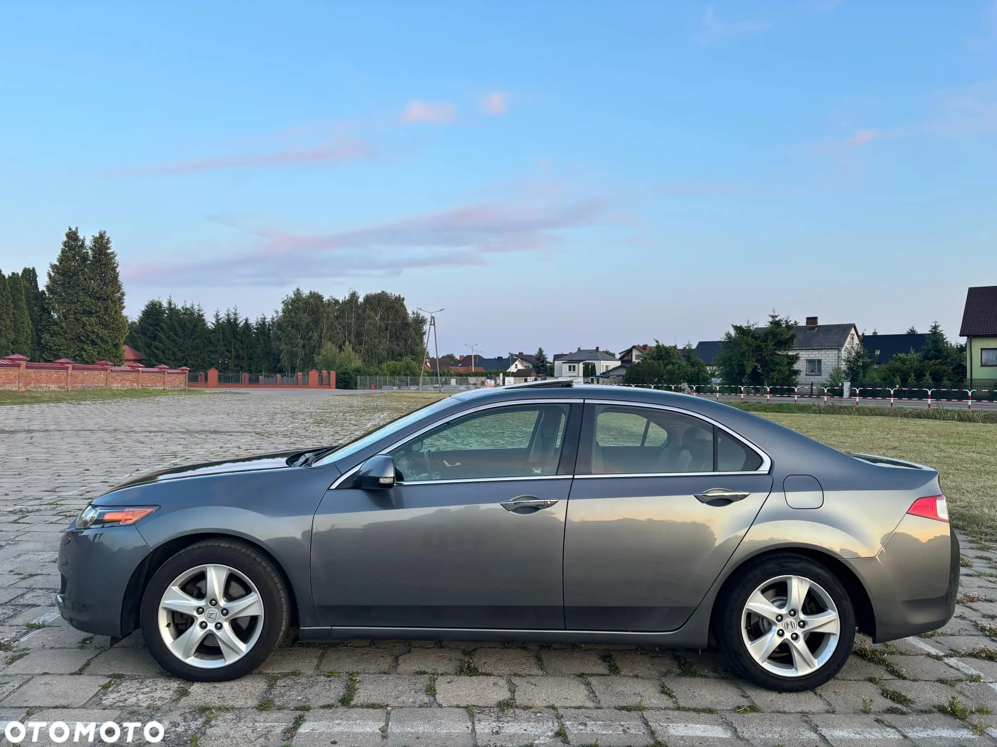 Honda Accord 2.4 Executive Nav+ACC+LKAS - 4