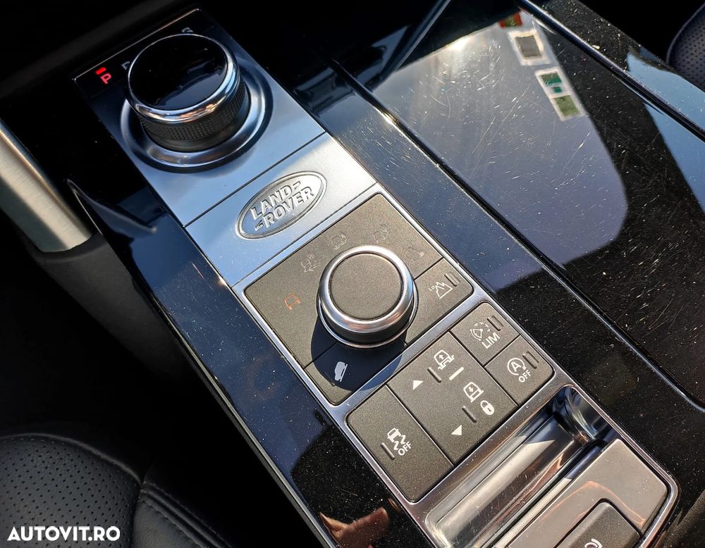 Land Rover Discovery 2.0 L SD4 HSE Luxury - 14