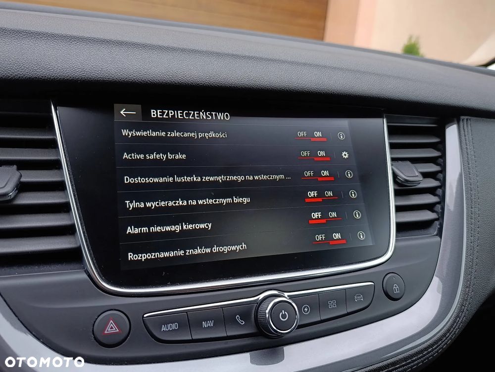 Opel Grandland X Plug-in-Hybrid4 1.6 DI Start/Stop INNOVATION - 26