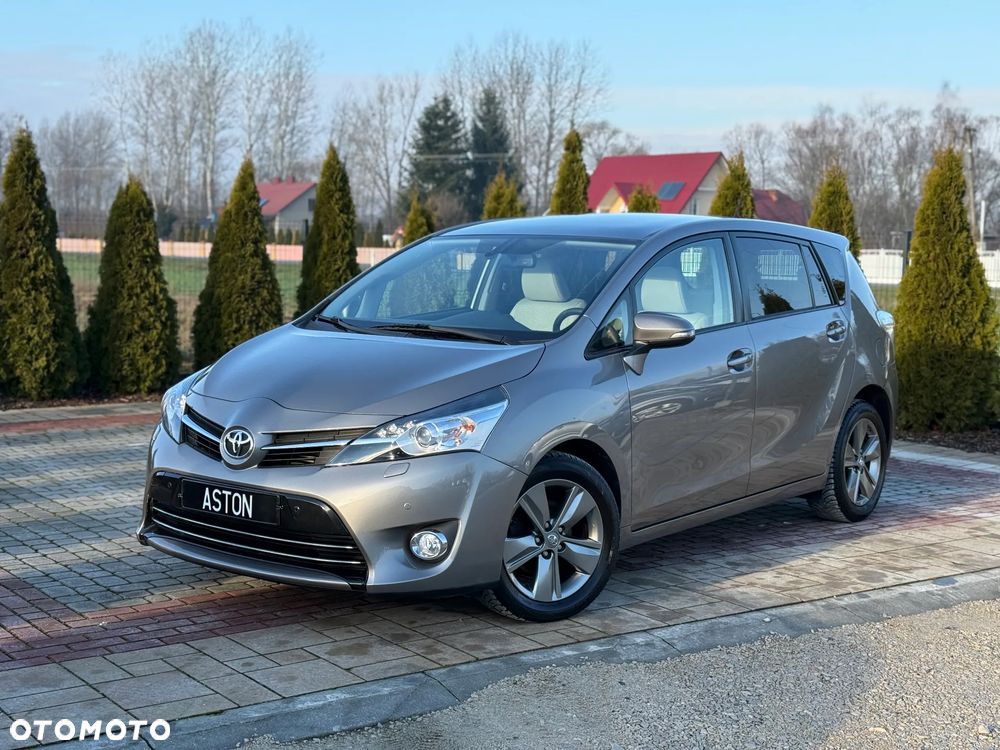 Toyota Verso 1.6 D-4D 5-Sitzer Start/Stop Skyview Edition - 2