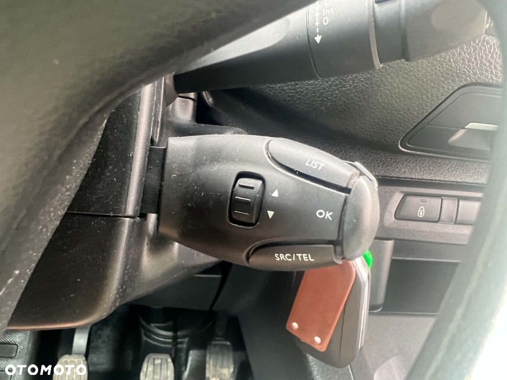 Opel Vivaro Van 1,5 CDTI 120 KM L1H1 2,7t - 16