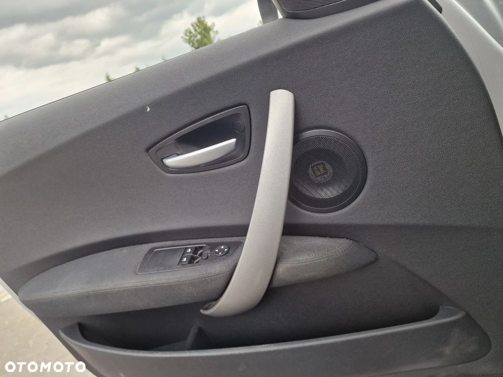 BMW Seria 1 116i - 13