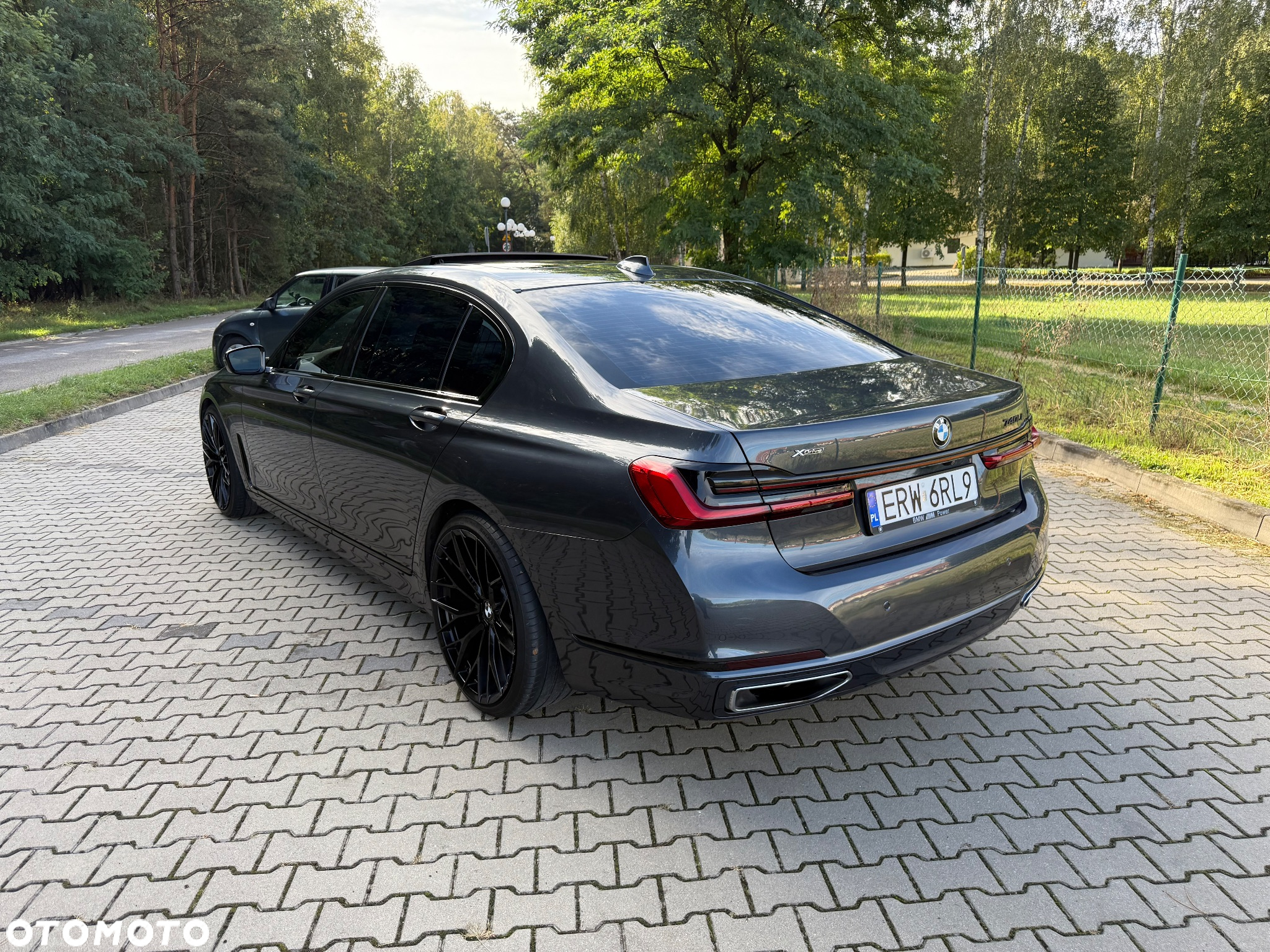 BMW Seria 7 740Li - 4