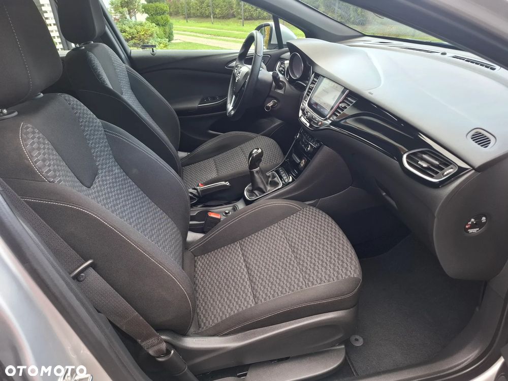 Opel Astra 1.4 Turbo Edition - 23