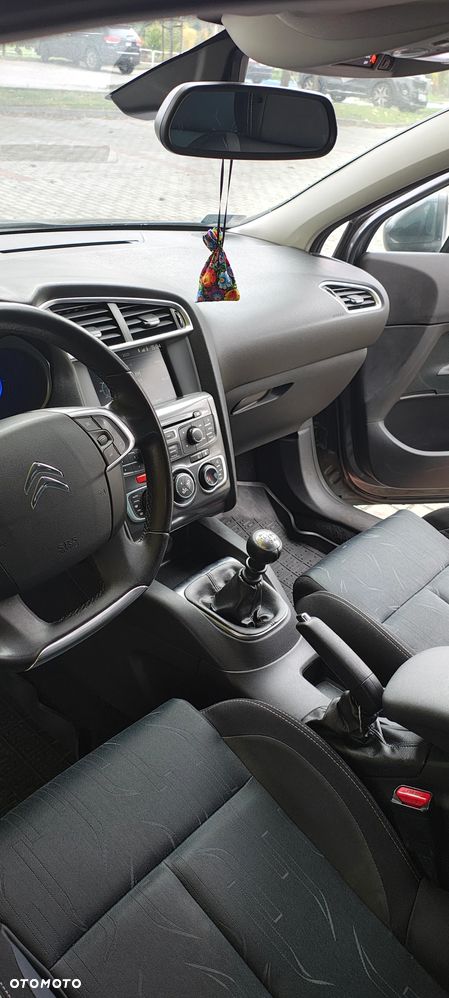 Citroën C4 - 8