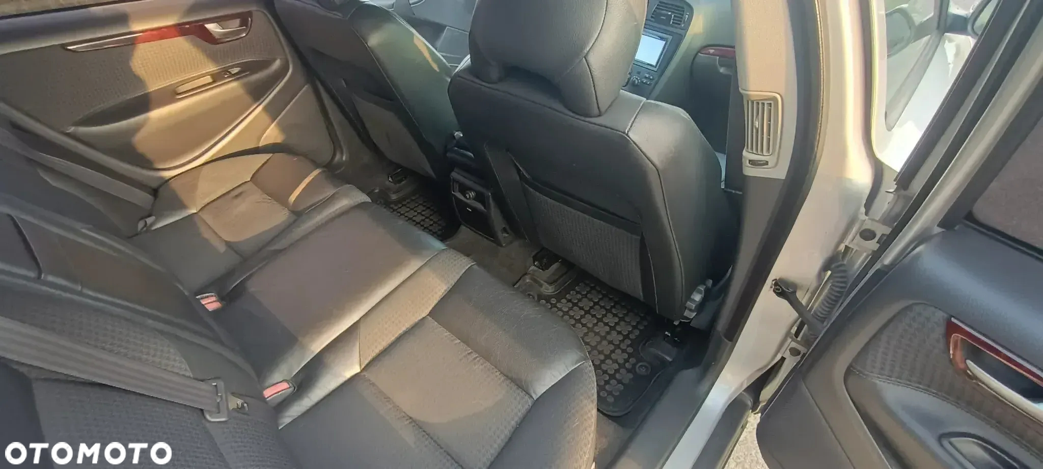 Volvo V70 - 11