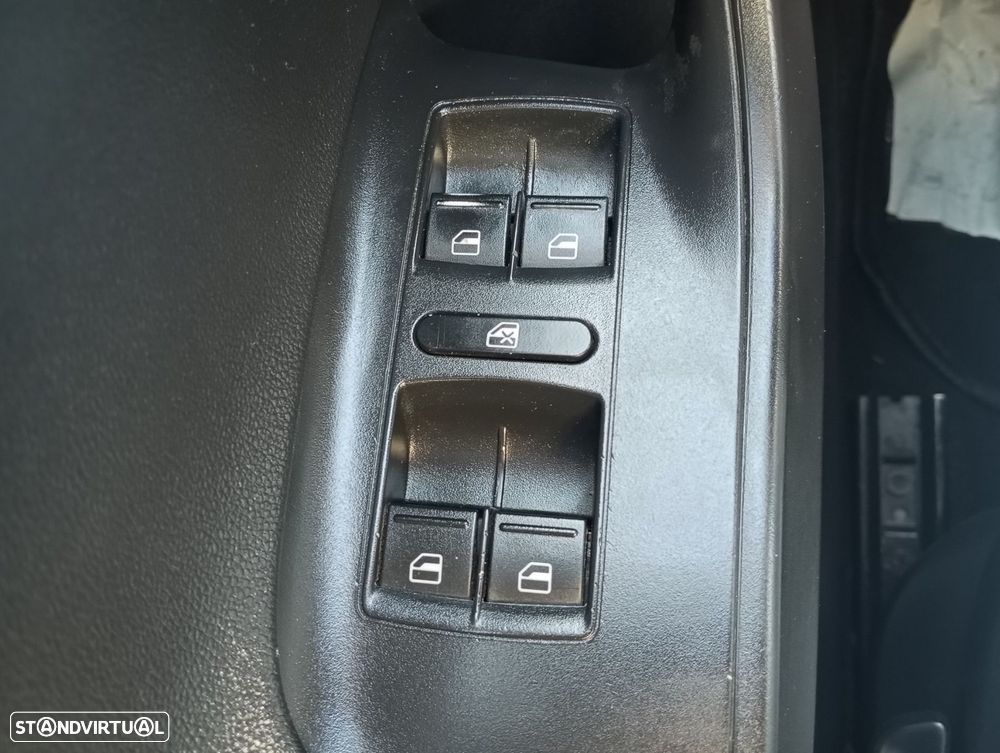 SEAT Ibiza 1.0 Reference - 11