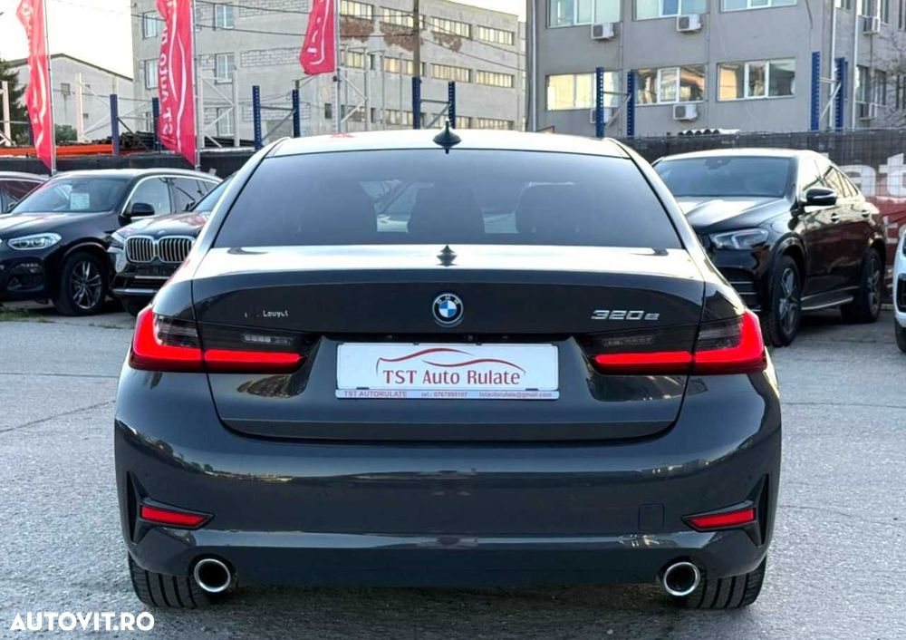 BMW 3 Series 2021 — imagine 7