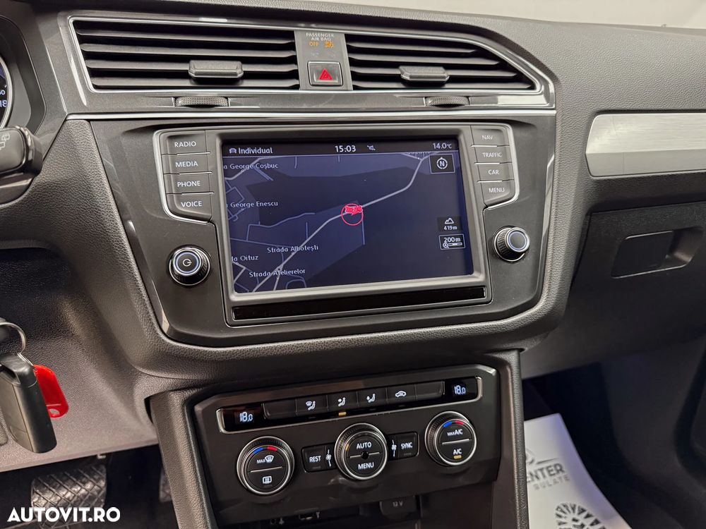Volkswagen Tiguan 2.0 TDI 4Mot DSG Comfortline - 29