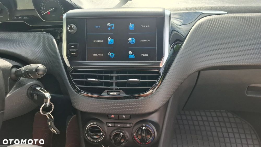 Peugeot 2008 1.2 Pure Tech Active S&S - 6