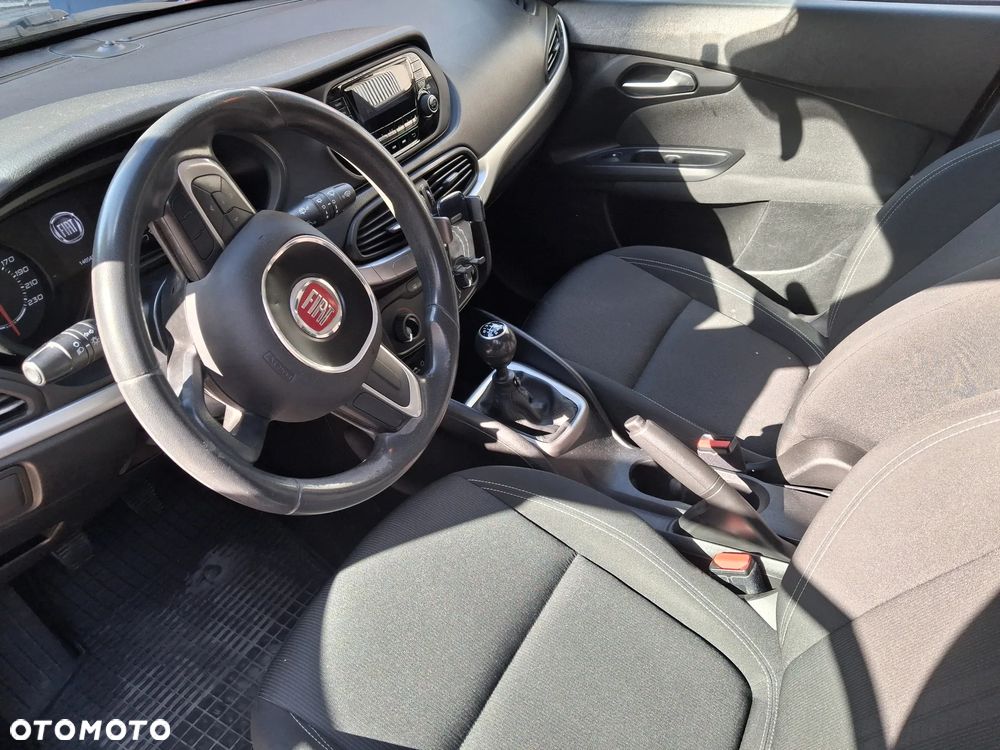 Fiat Tipo 1.4 T-Jet 16v Pop - 6