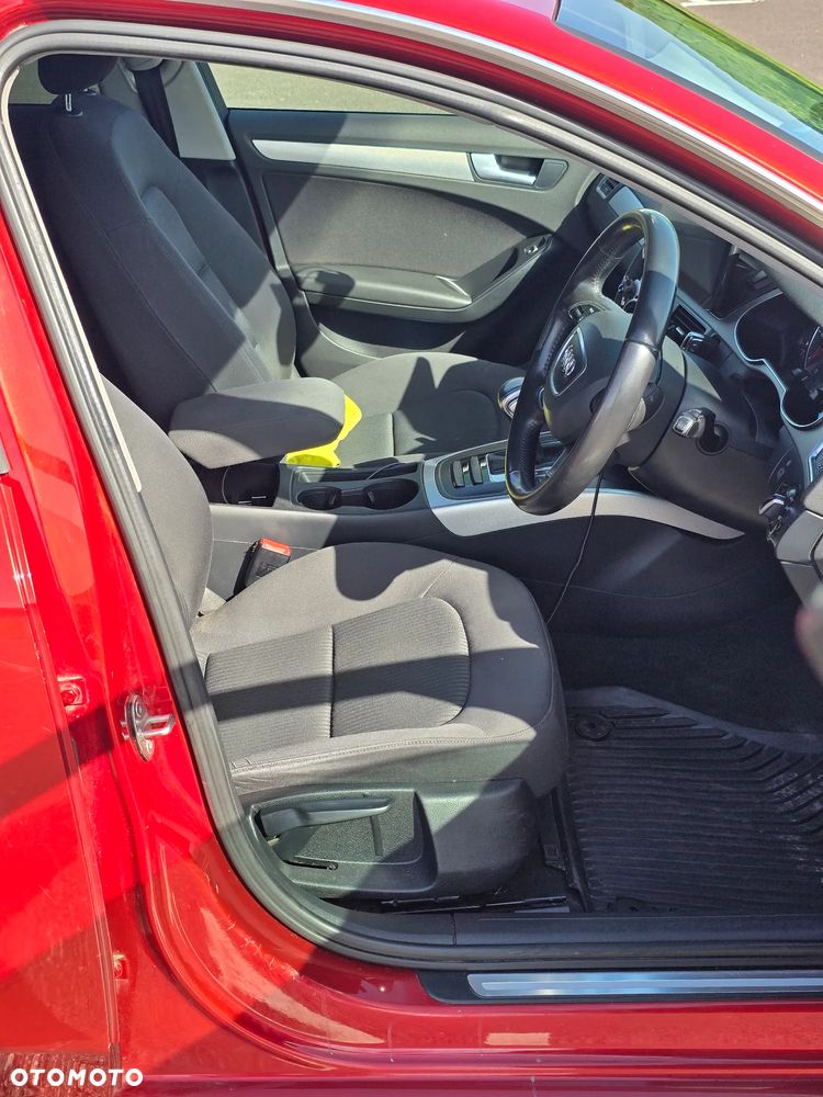 Audi A4 Avant 35 TDI S tronic - 13