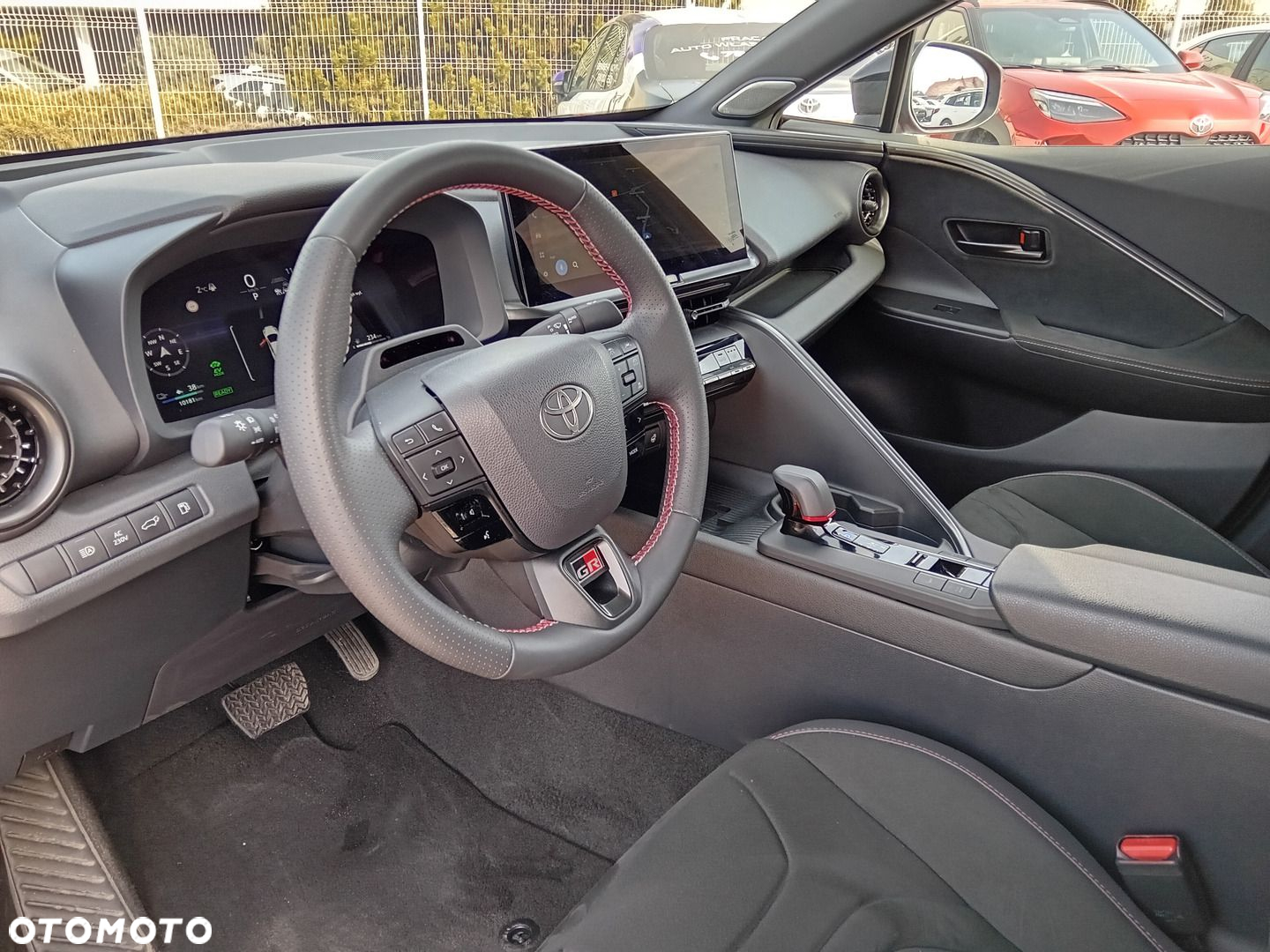 Toyota C-HR - 5