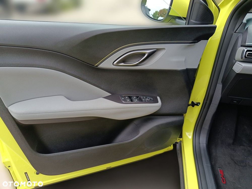 BYD Dolphin Surf - 11
