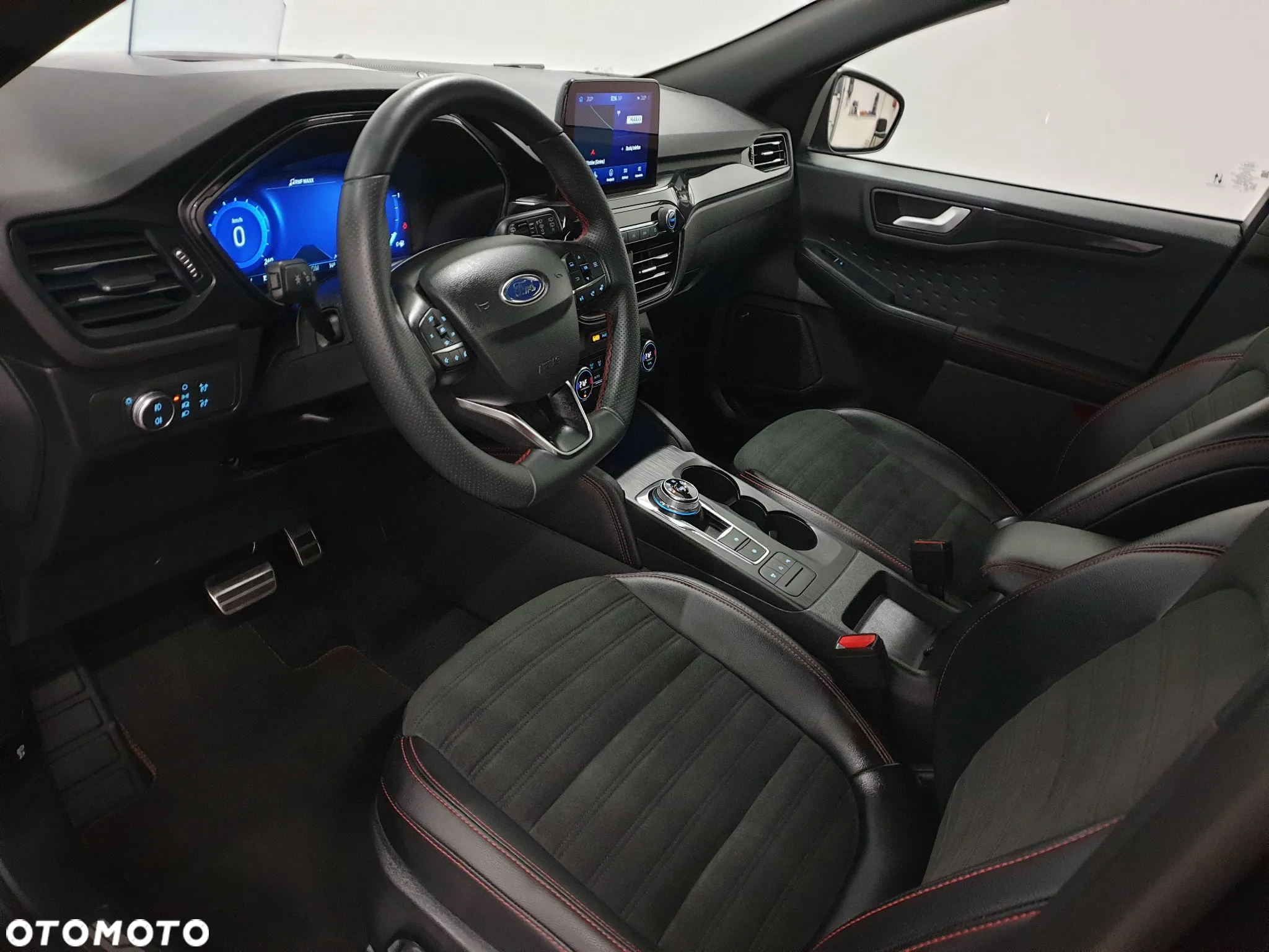 Ford Kuga 2.0 EcoBlue 4x4 ST-LINE X - 35