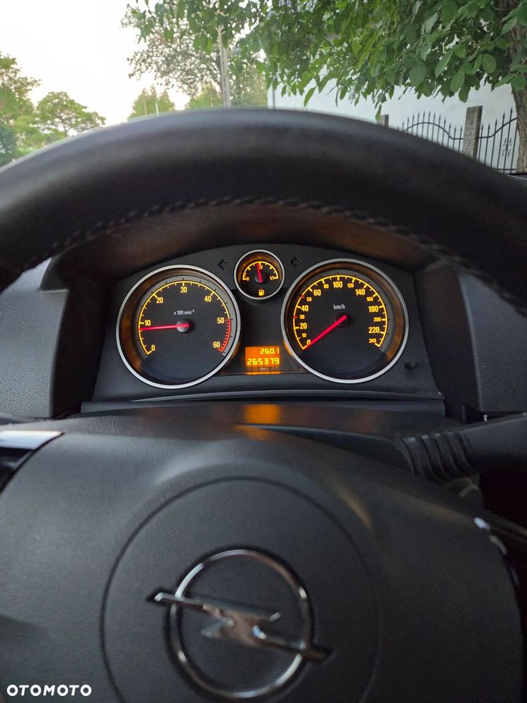 Opel Astra 1.7 CDTI Sport - 4