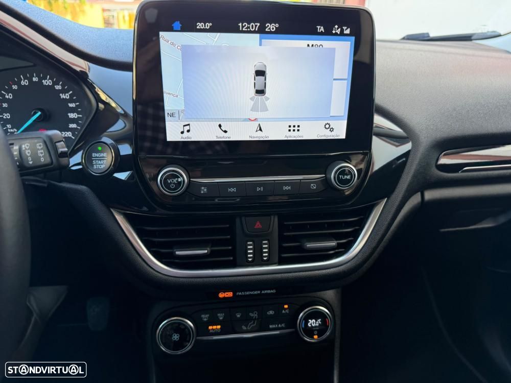 Ford Fiesta 1.0 EcoBoost Titanium - 17