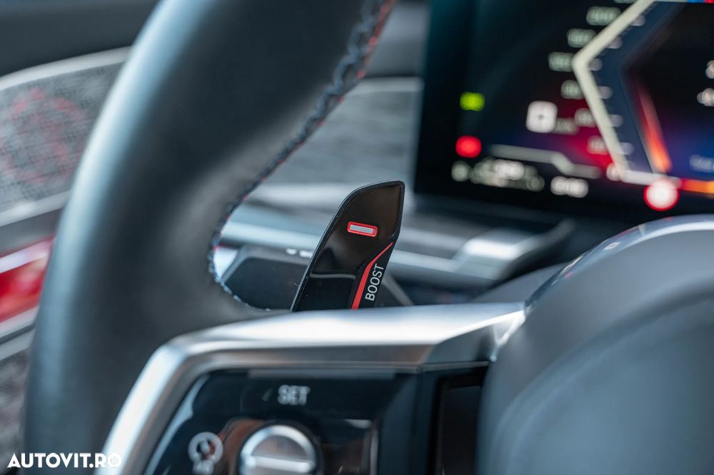 BMW M7 M760e xDrive - 23