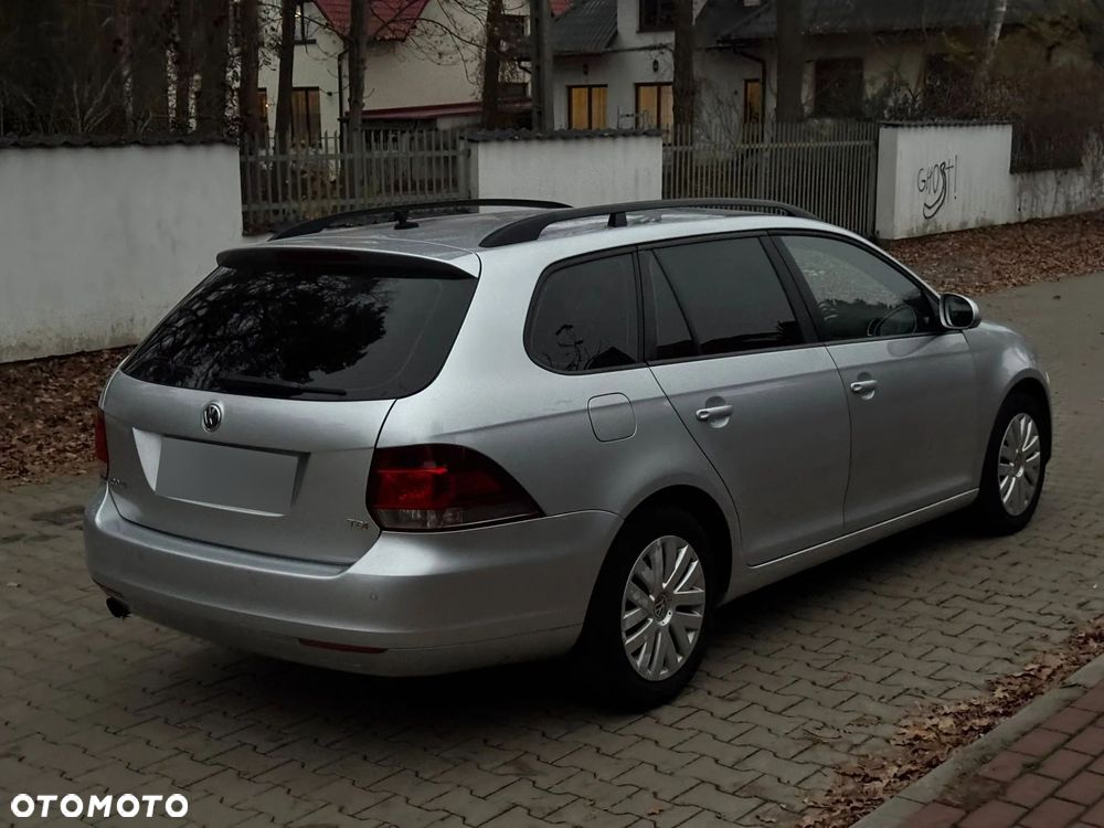 Volkswagen Golf 1.6 TDI Comfortline - 10