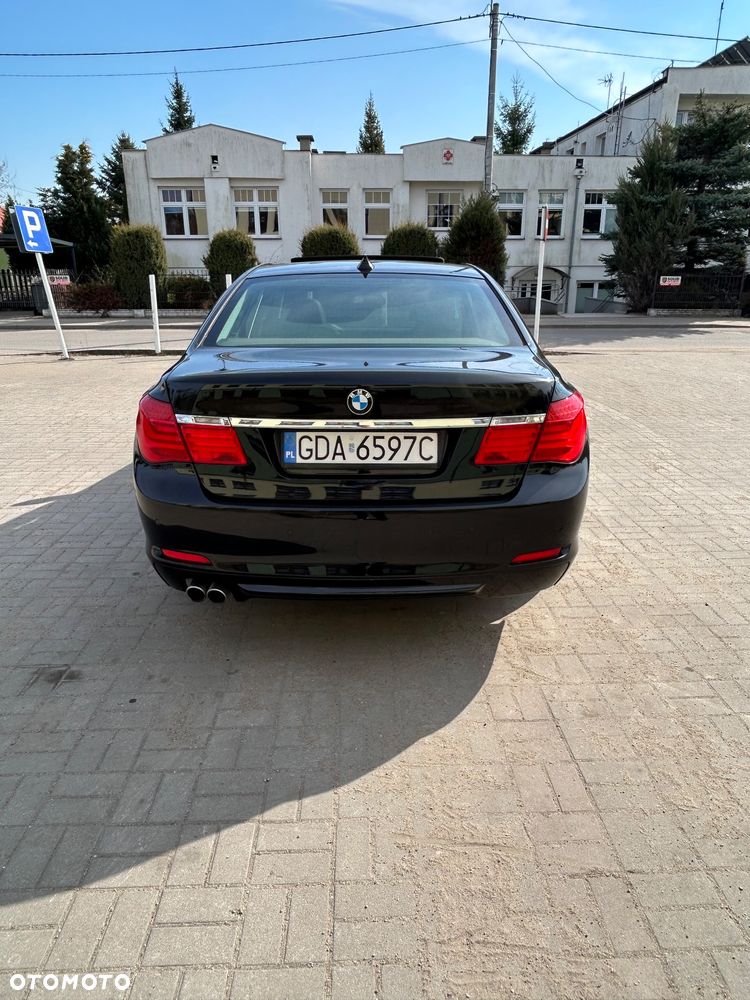 BMW Seria 7 730Ld - 10