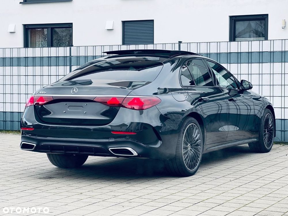 Mercedes-Benz Klasa E 220 d 4-Matic AMG - 5
