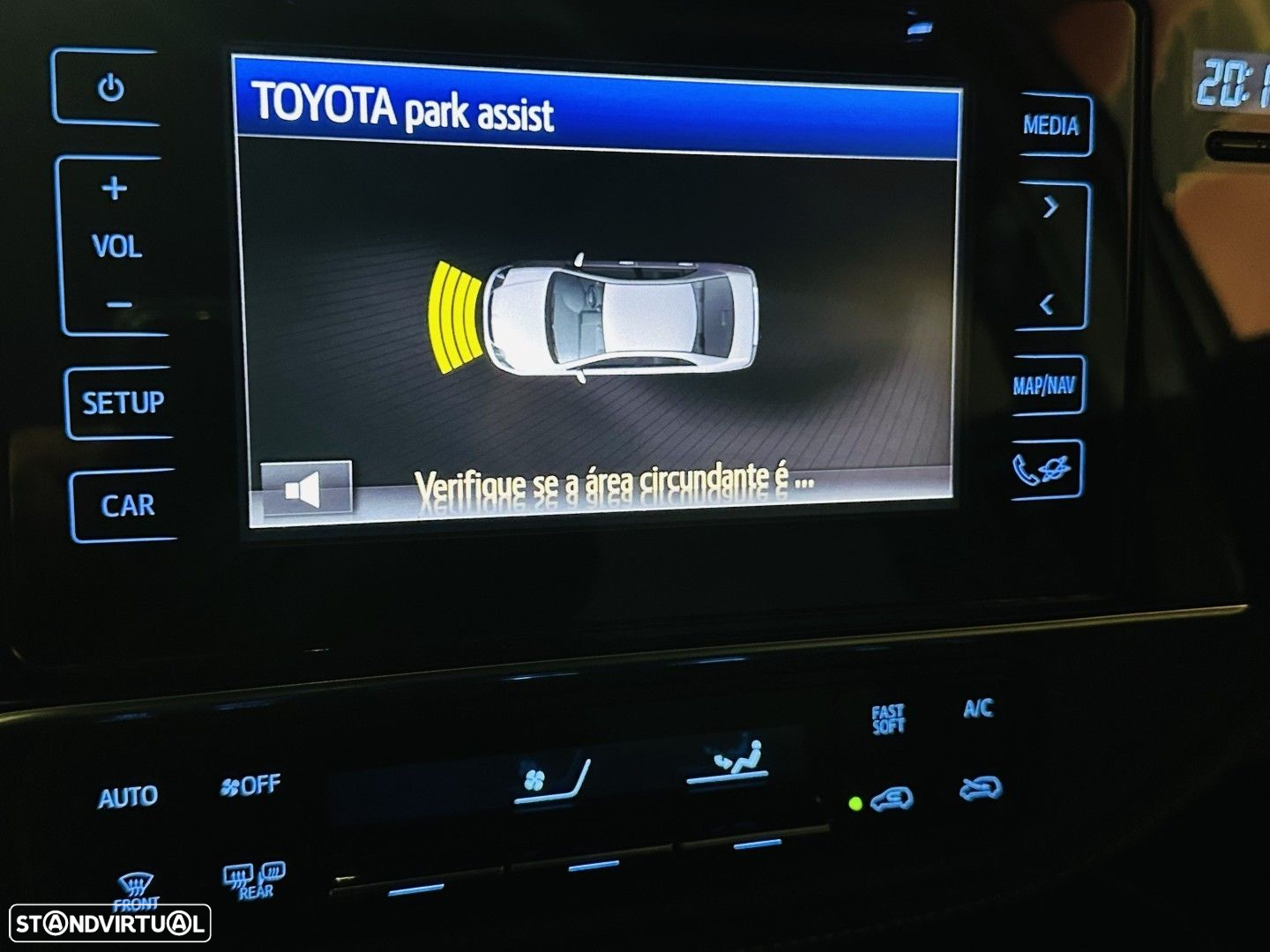 Toyota Auris Touring Sports 1.8 HSD Comfort +P.Sport+Navi - 13