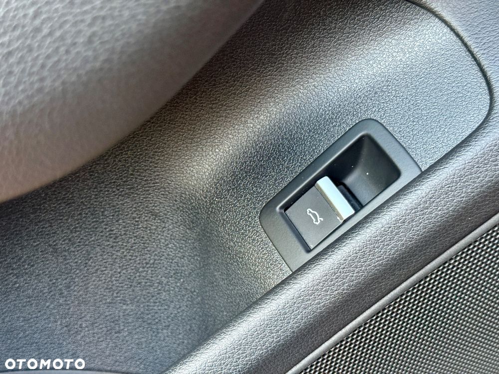 Audi A4 Avant 40 TDI S tronic - 6