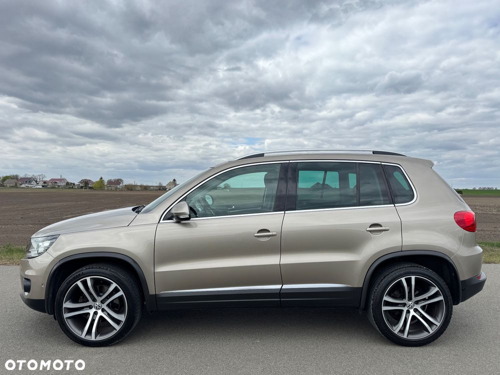 Volkswagen Tiguan 2.0 TDI DPF BlueMotion Technology Cup Sport & Style - 12
