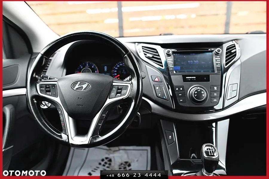 Hyundai i40 Kombi blue 1.7 CRDi Style - 23