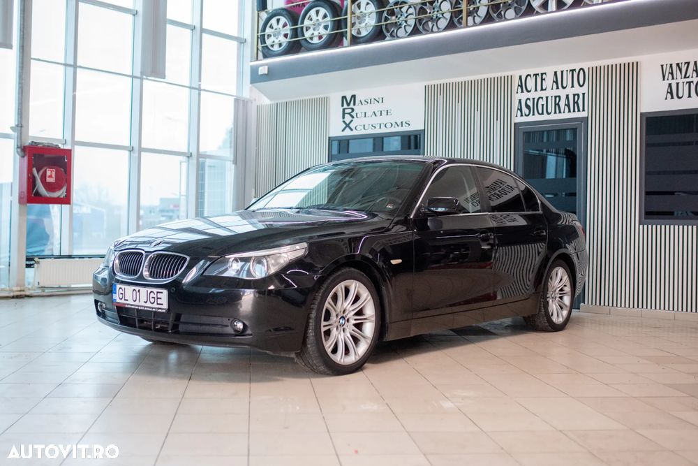 BMW Seria 5 520iA - 5