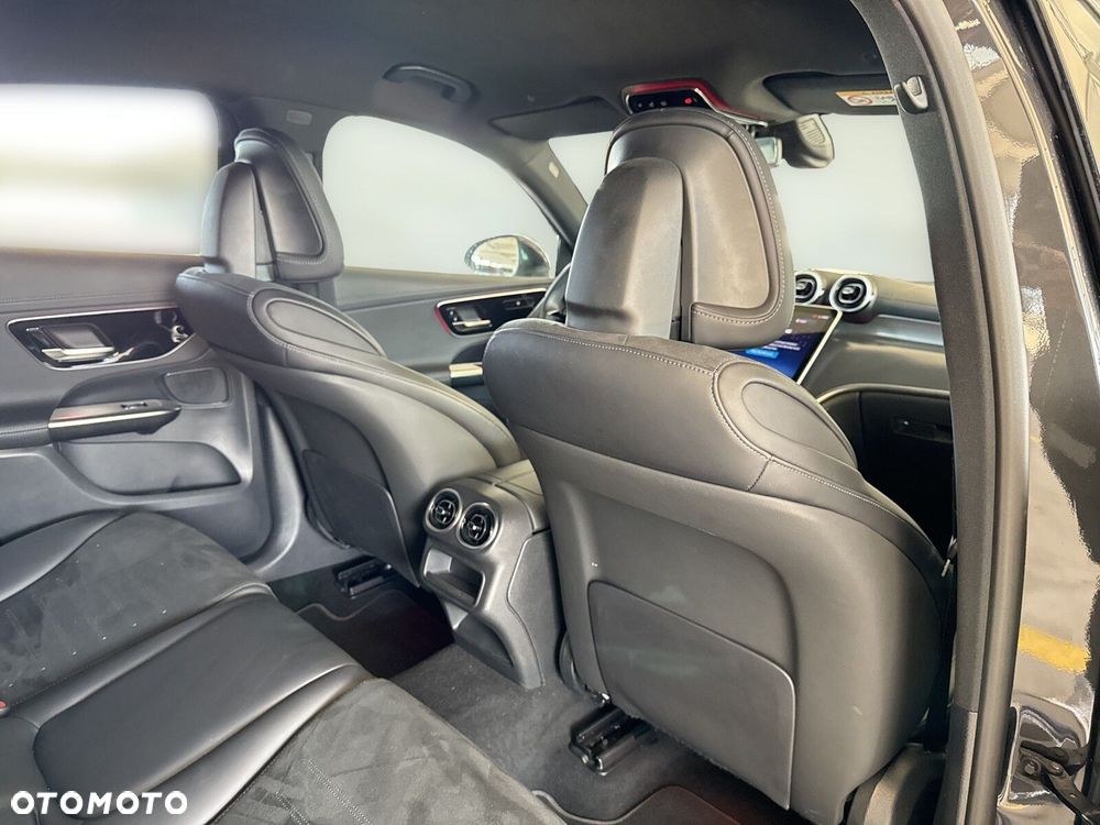 Mercedes-Benz GLC - 21