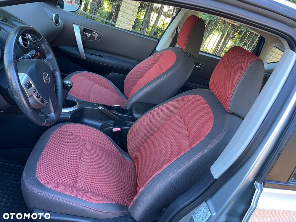 Nissan Qashqai+2 - 14