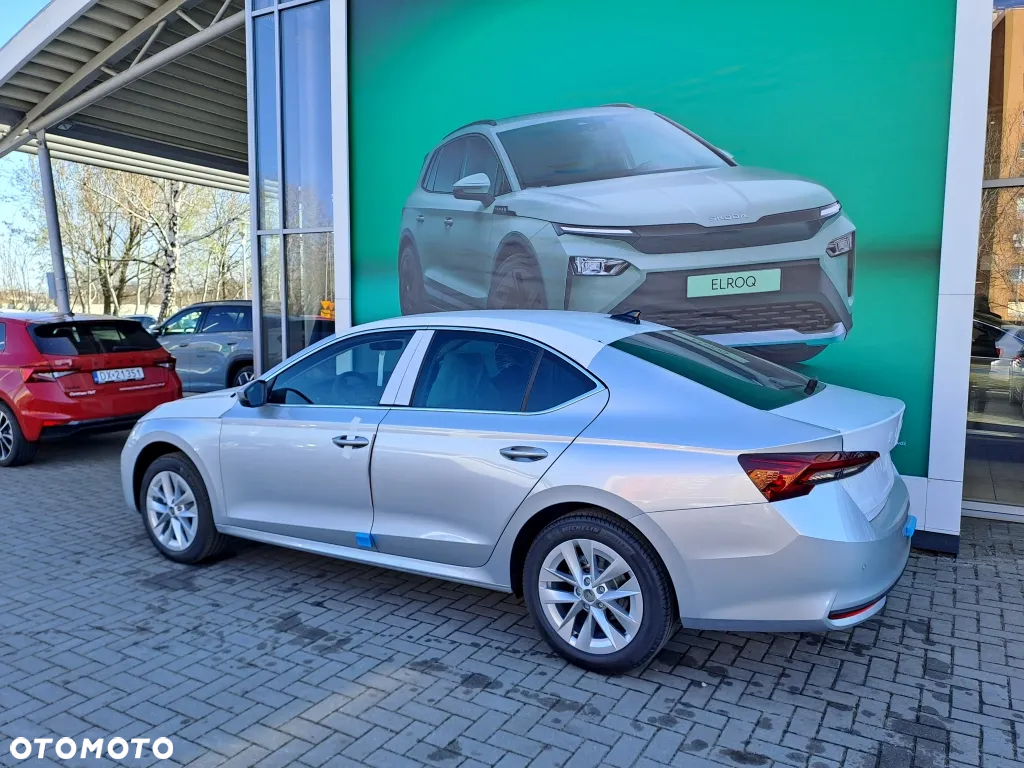 Skoda Octavia 1.5 TSI mHEV Edition 130 Selection DSG - 2